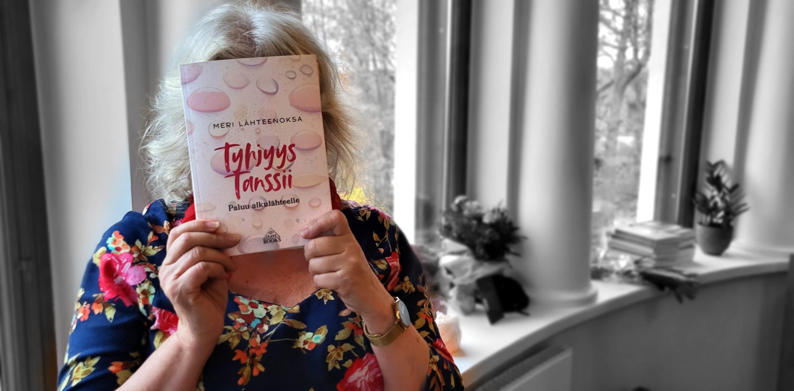 Tyhjyys tanssii - paluu alkulähteelle